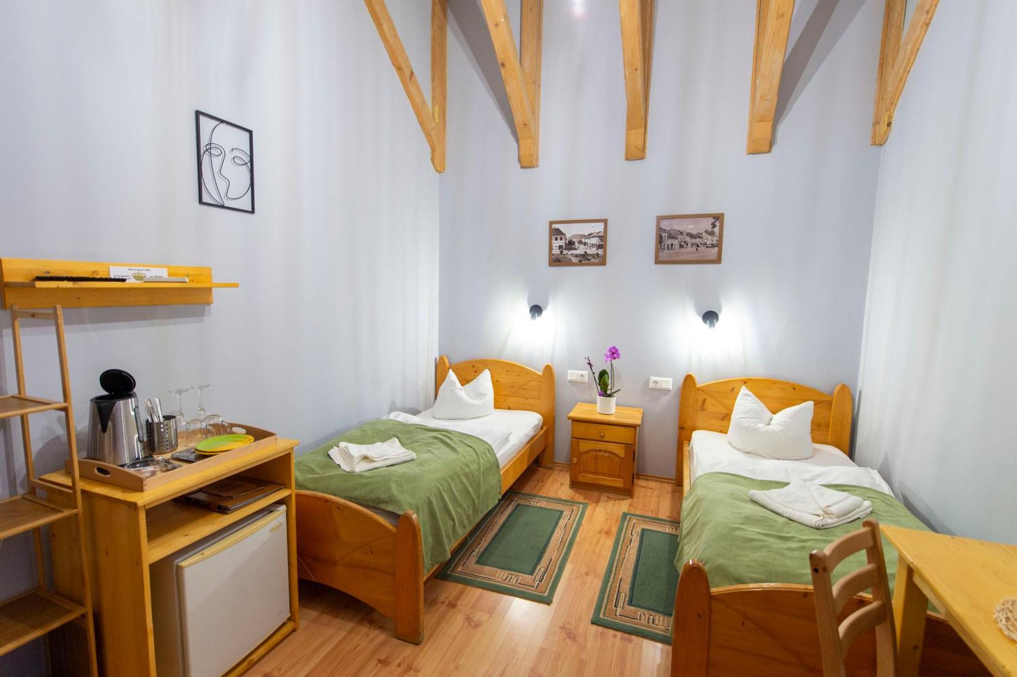 Korona Panzio Bed & Breakfast Odorheiu Secuiesc Eksteriør bilde