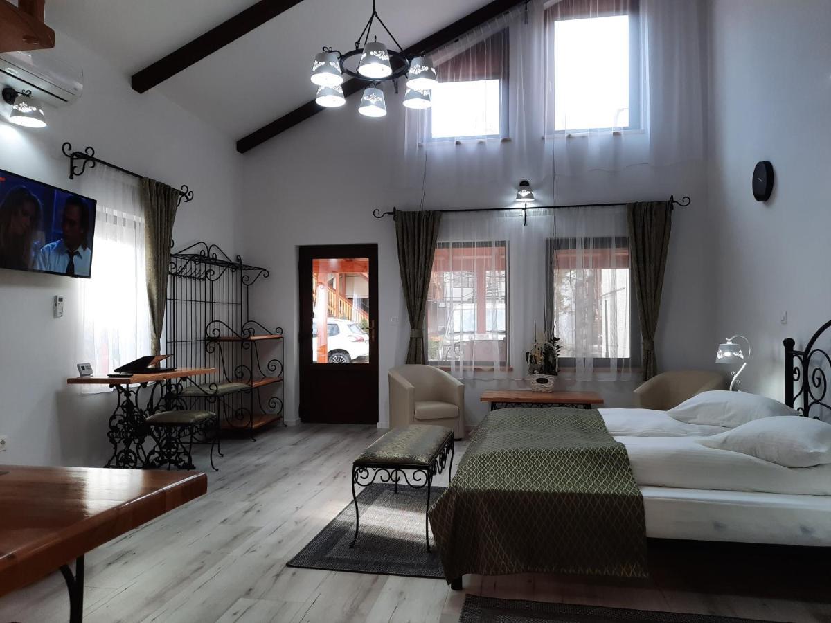 Korona Panzio Bed & Breakfast Odorheiu Secuiesc Eksteriør bilde